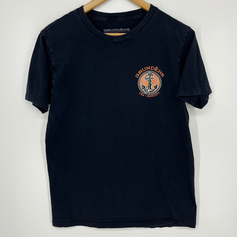 Grundens Mens Graphic Tee Shirt Black Anchor Logo USA Sweden Size M Short Sleeve